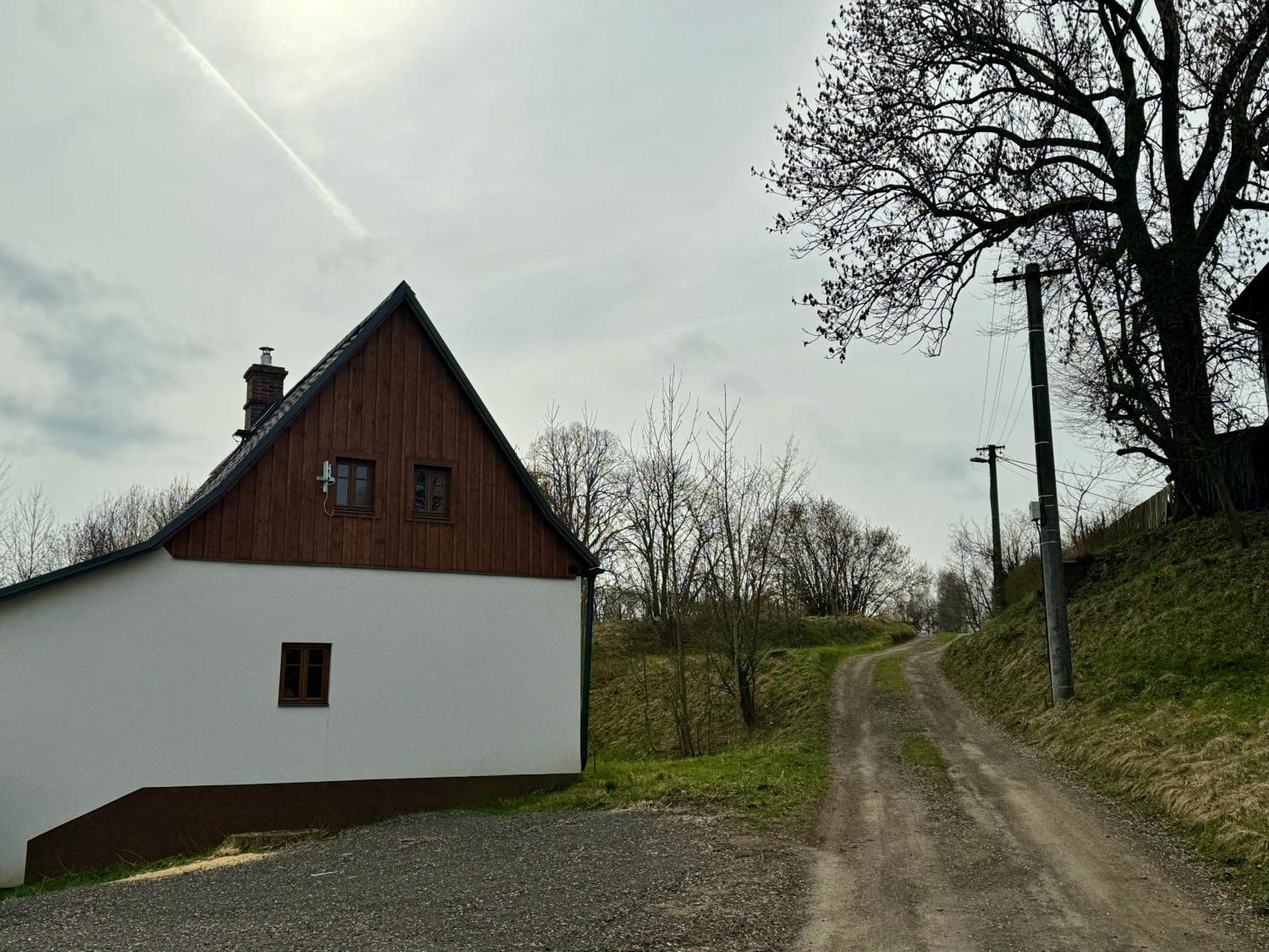 V Udoli Leilighet Jablonné v Podještědí Eksteriør bilde